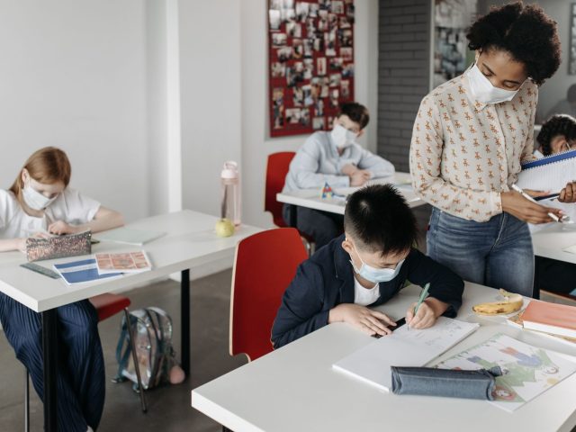 Ne laissez pas passer votre chance : Comment s’inscrire à la licence EPROS avant la date limite ?