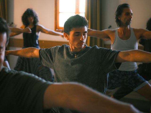 Tai chi et yoga : équilibre et prévention des chutes